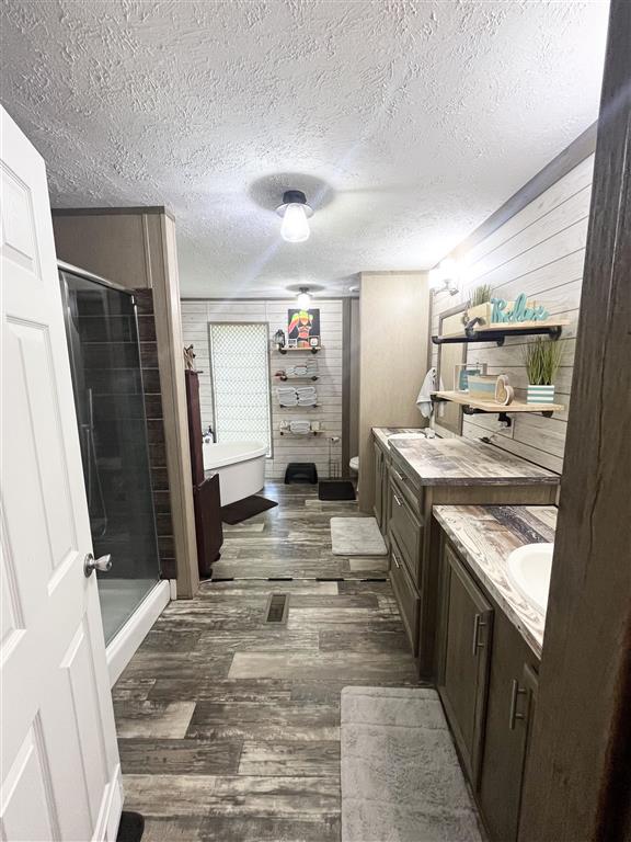 1721 P L Miller Road — photo 4