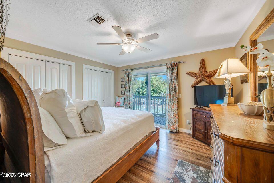 Image 8 For 6903 Lagoon Drive 30