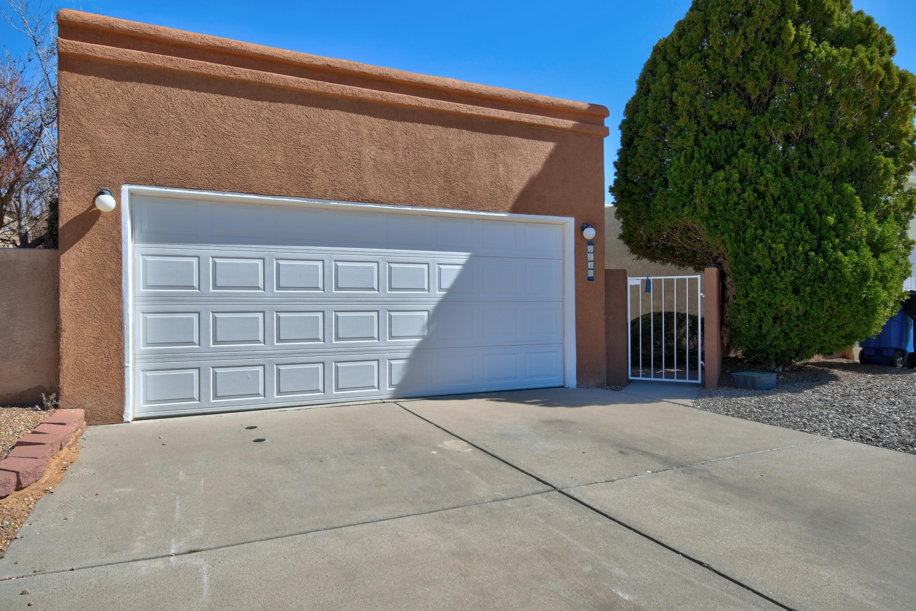 5712 Jessica Court, Albuquerque NM 87120