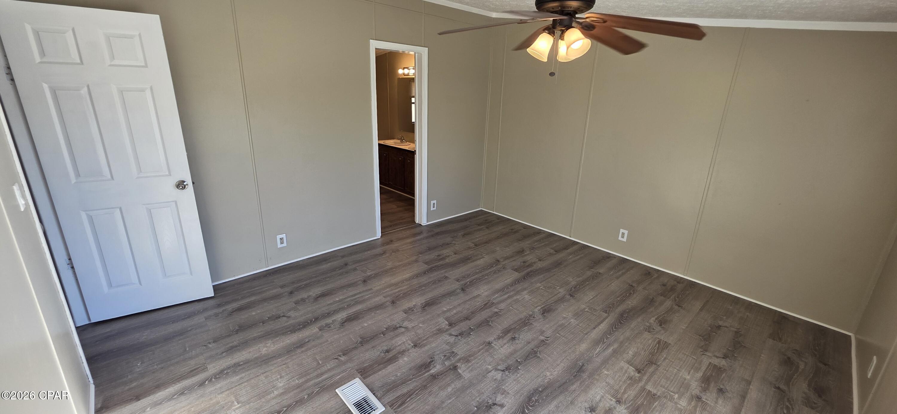 Image 13 For 2726 Canal Avenue