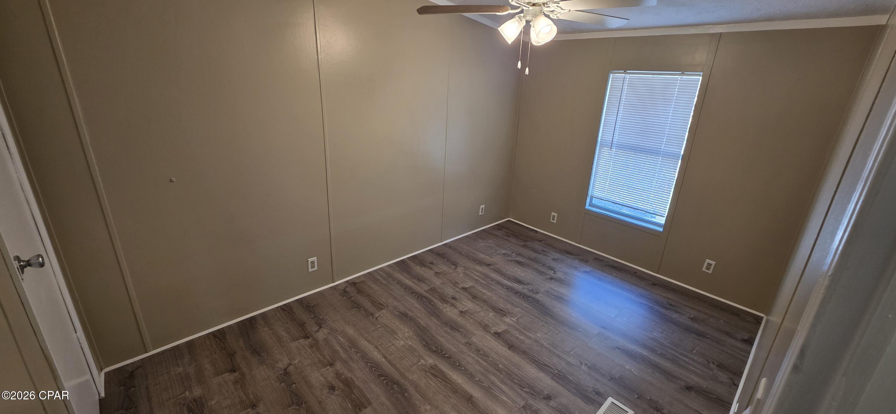 Image 18 For 2726 Canal Avenue