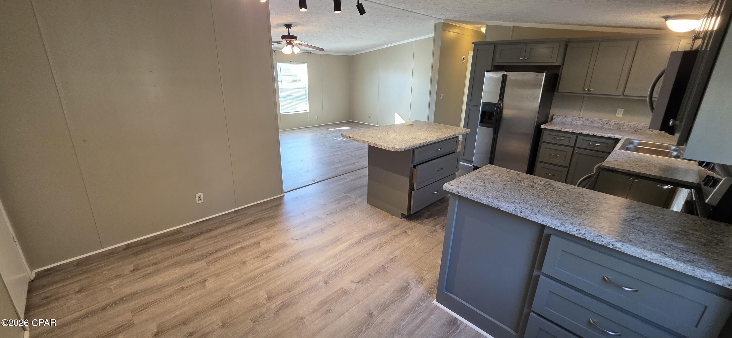 Image 7 For 2726 Canal Avenue