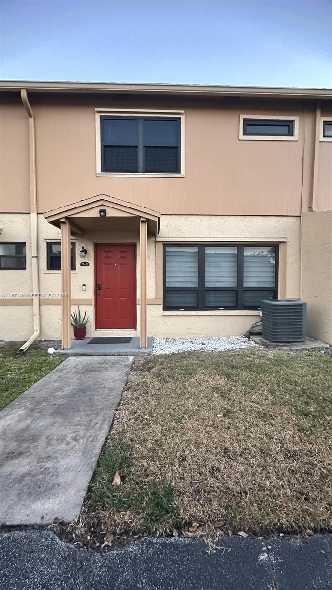 Village At Blue Lake Cond