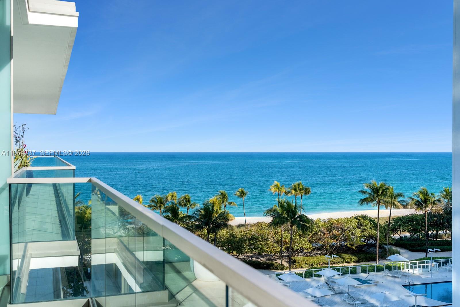 Apartamento à Venda em Bal Harbour, FL