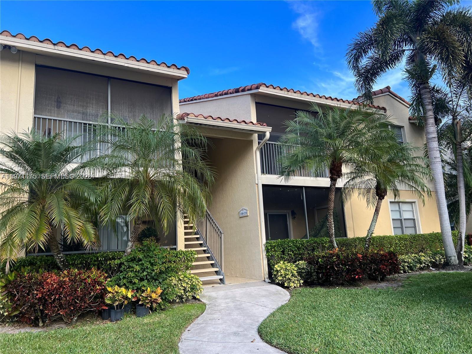 Royal Poinciana Condo