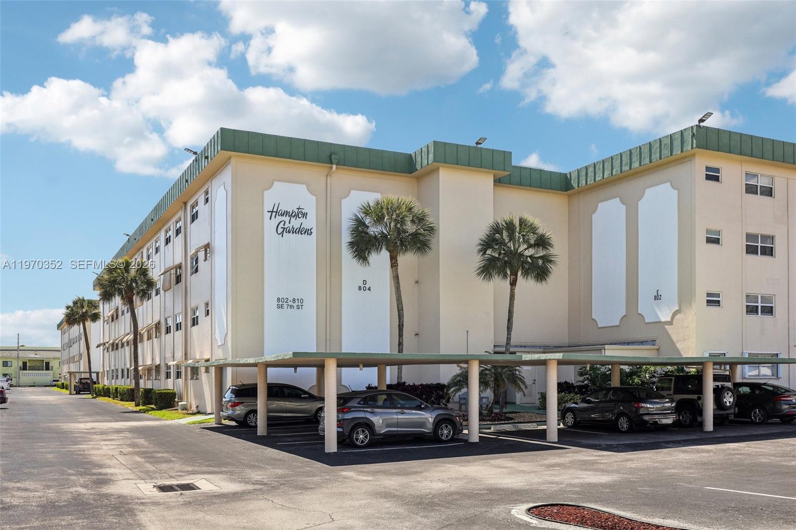 Hampton Gardens 3 Condo