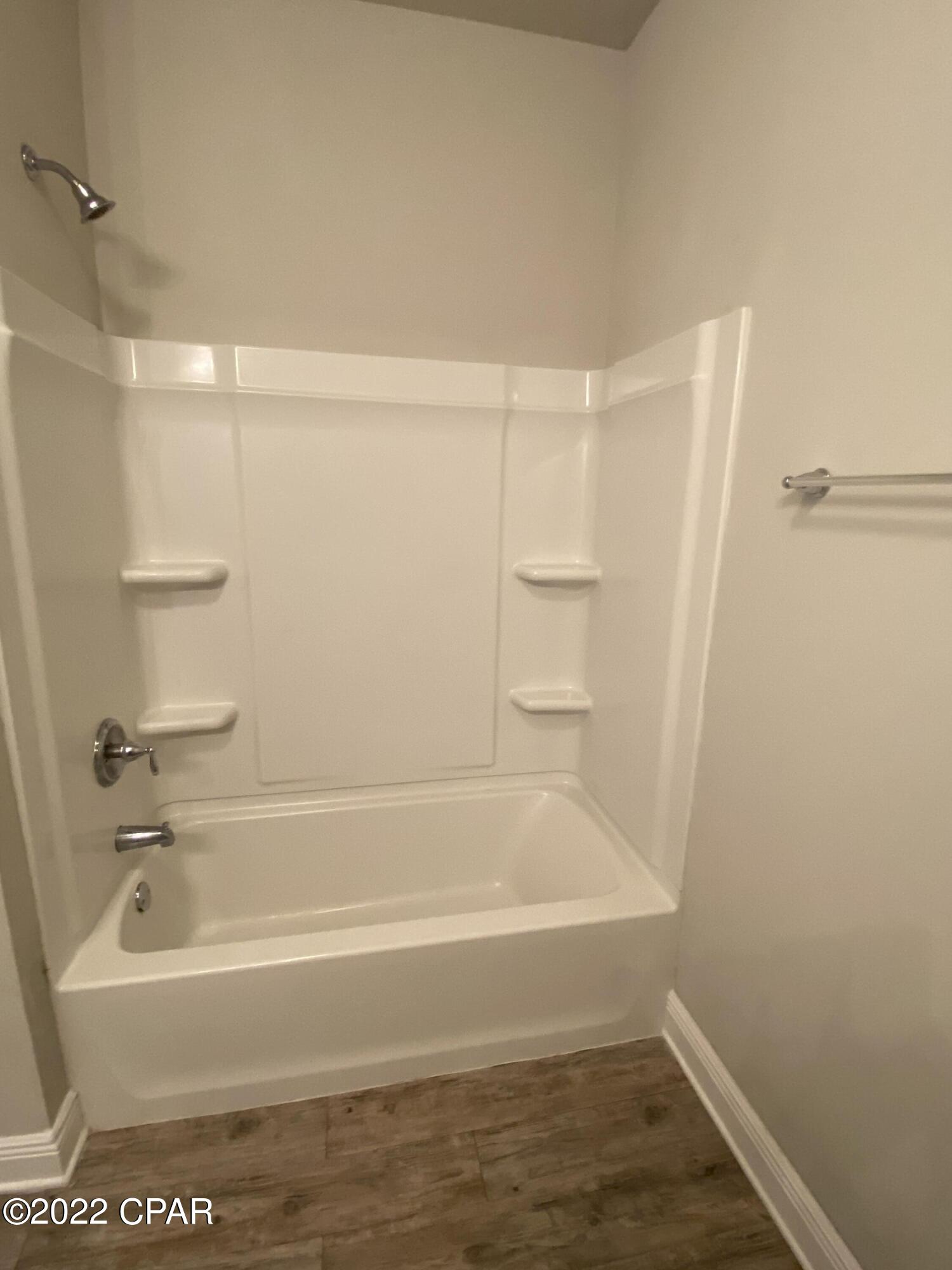 Image 12 For 101 Barefoot Falls