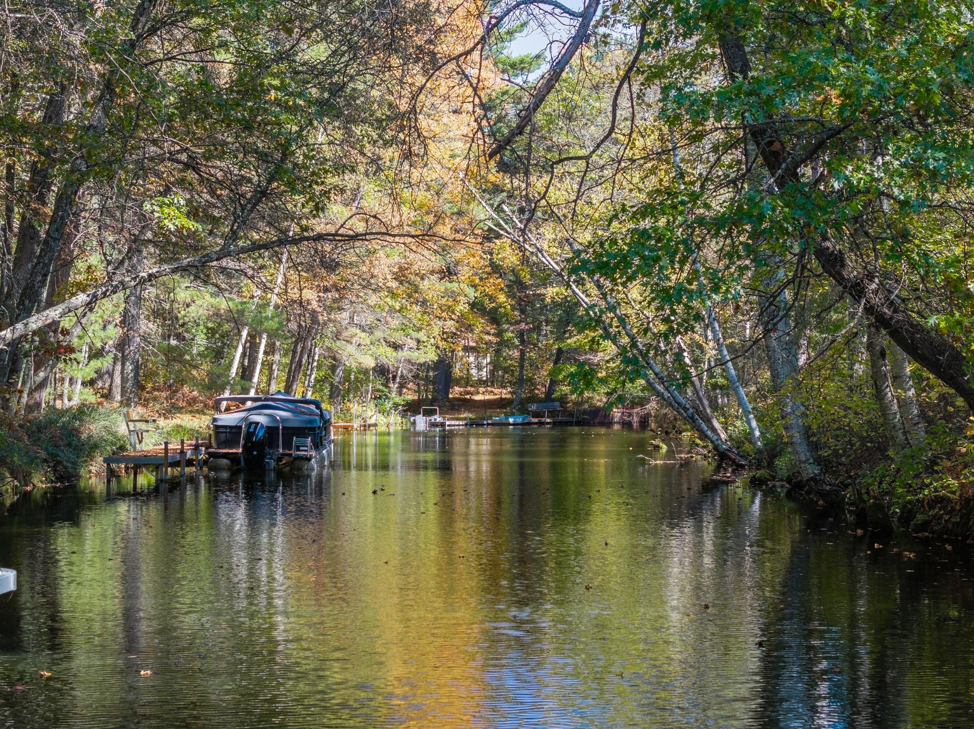 Pickerel Lake (N) Property 8410 Pinewood Dr Photo 3