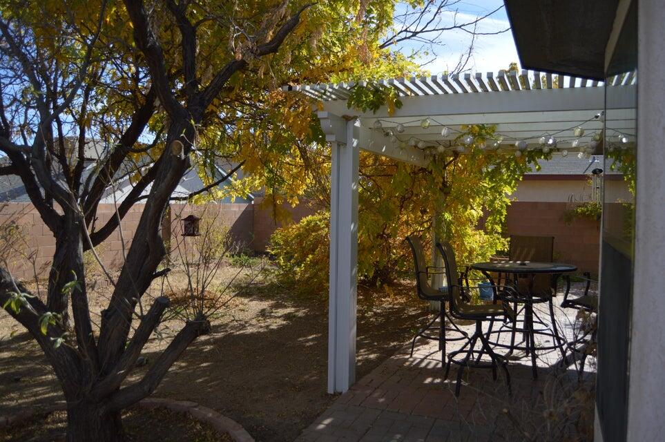 1732 Tierra Del Oso Drive, Albuquerque NM 87120