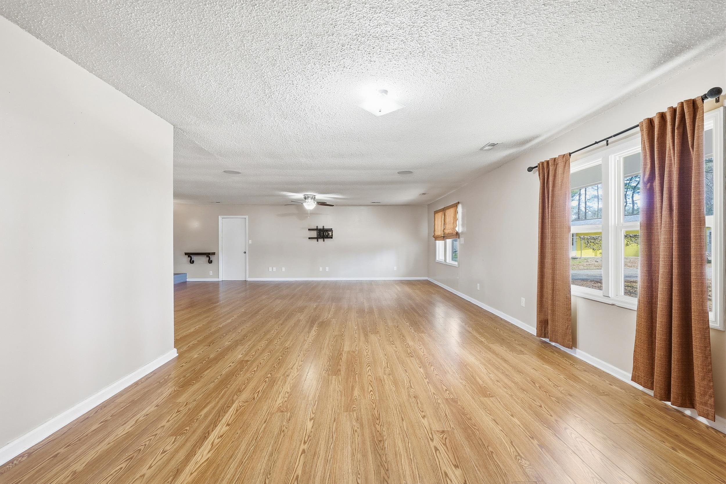 3054 Forestbrook Rd. 