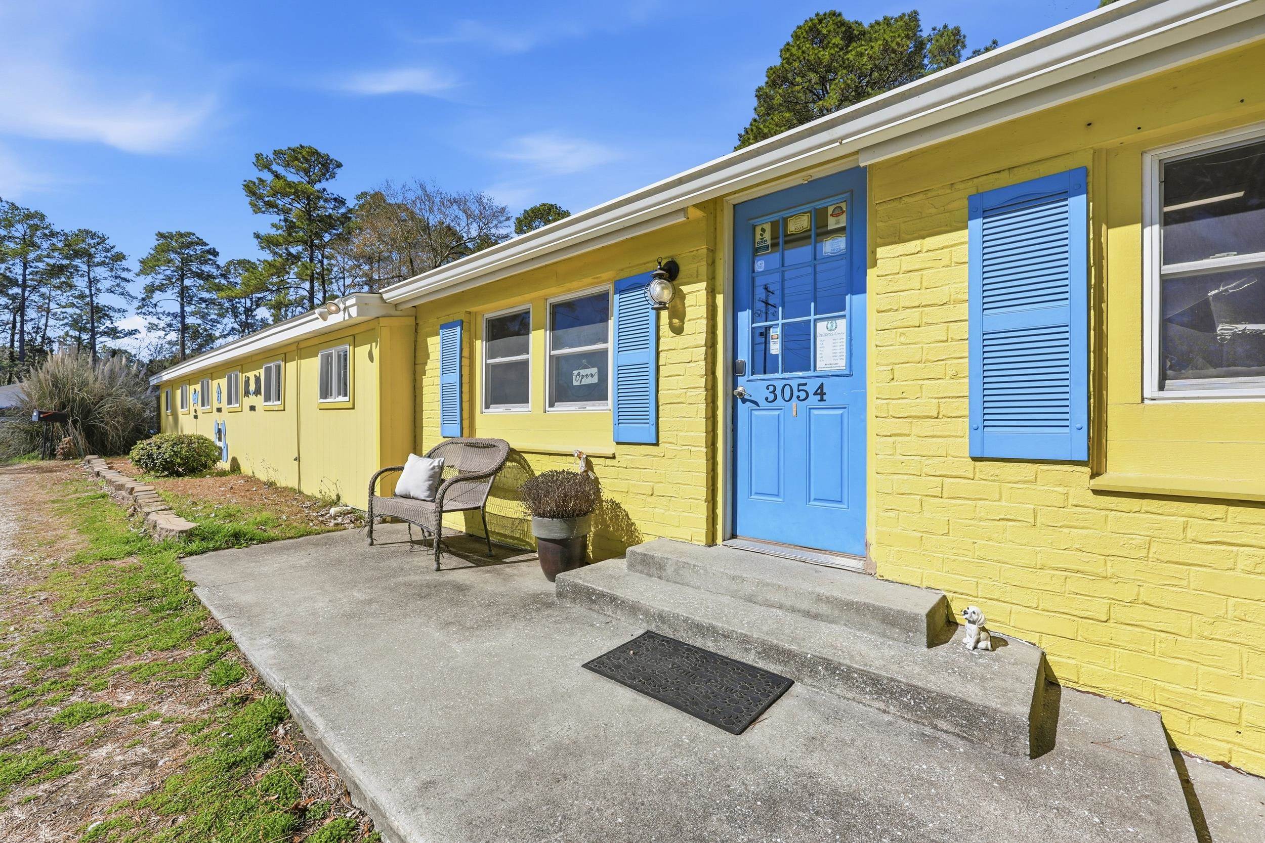 3054 Forestbrook Rd. 