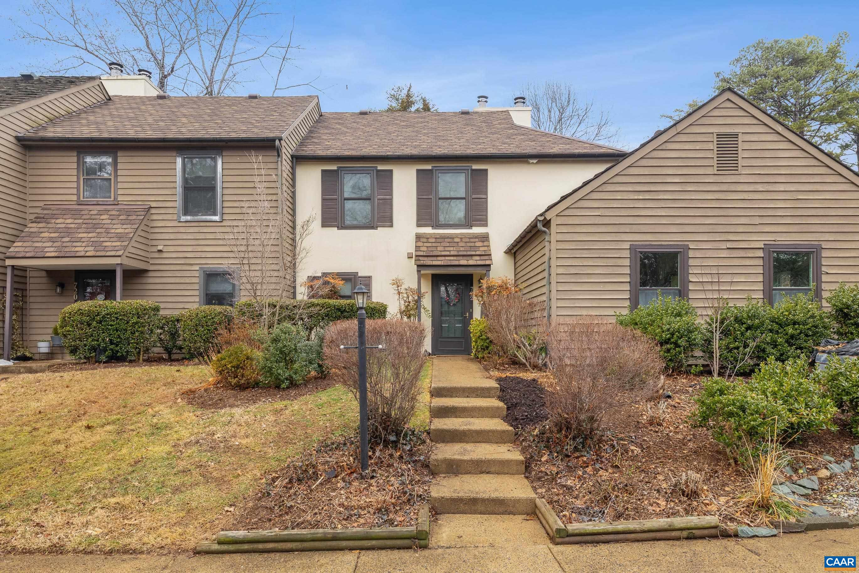 722 Exton Ct