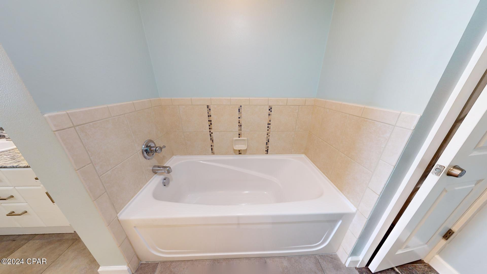 11807 Front Beach Road 1-608