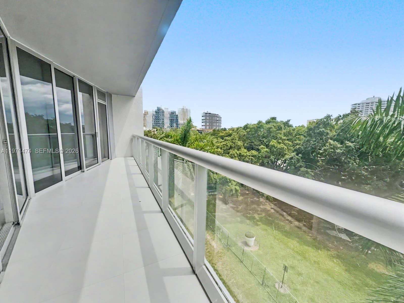 Icon Brickell No Two