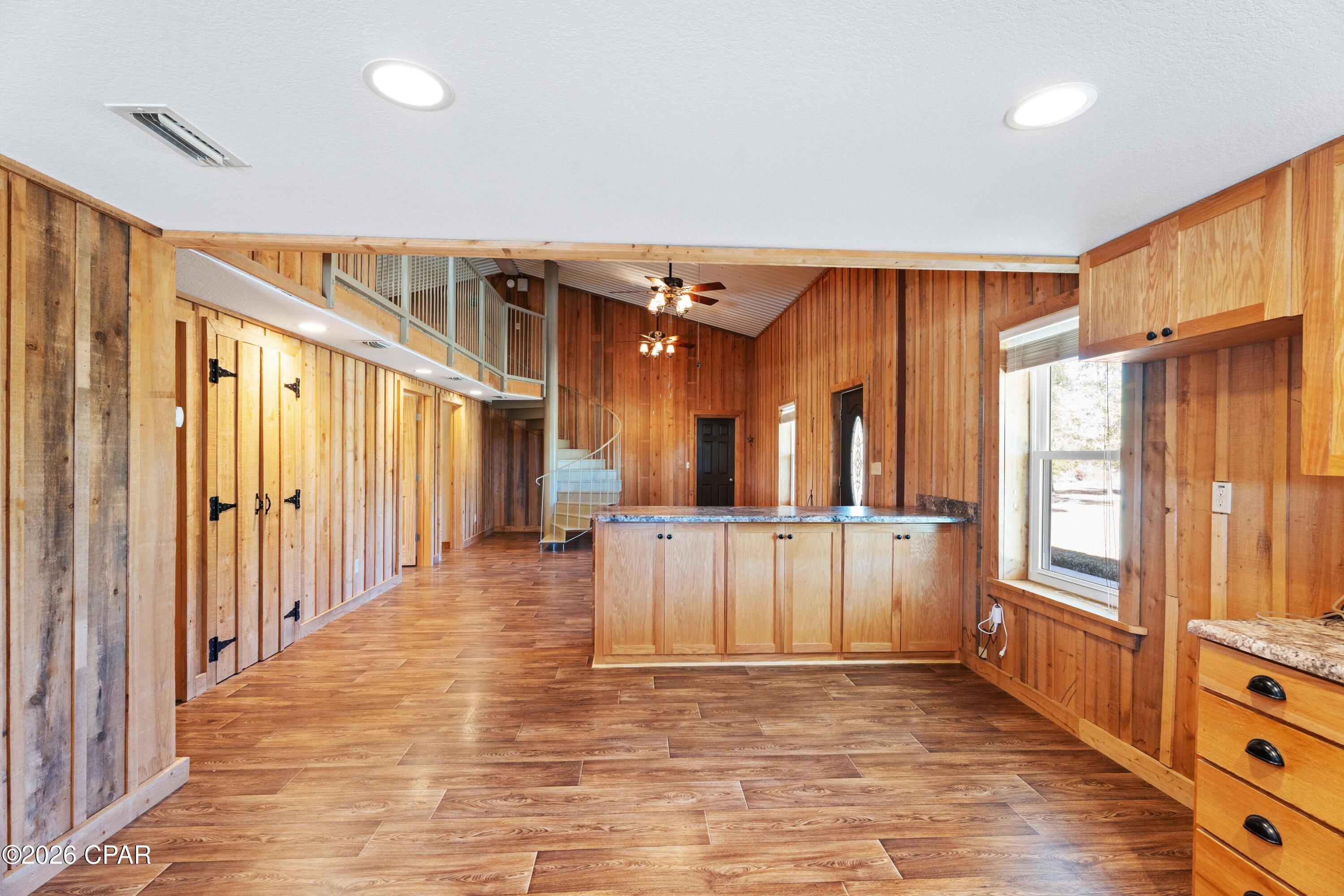 Image 12 For 7020 Capt Lynn Road