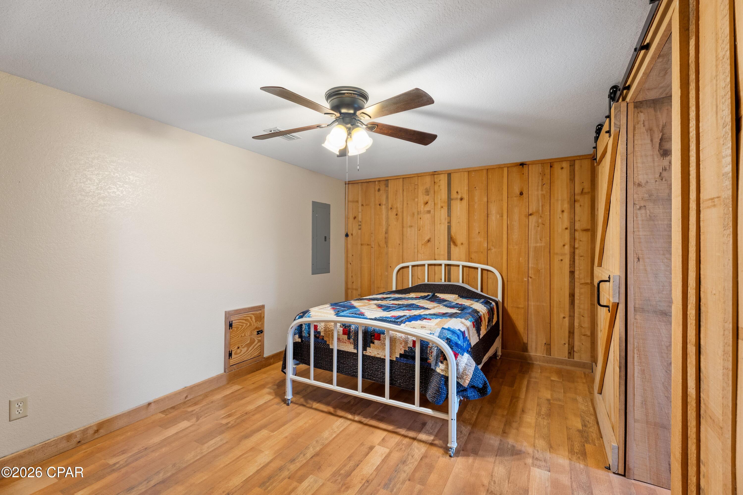 Image 18 For 7020 Capt Lynn Road