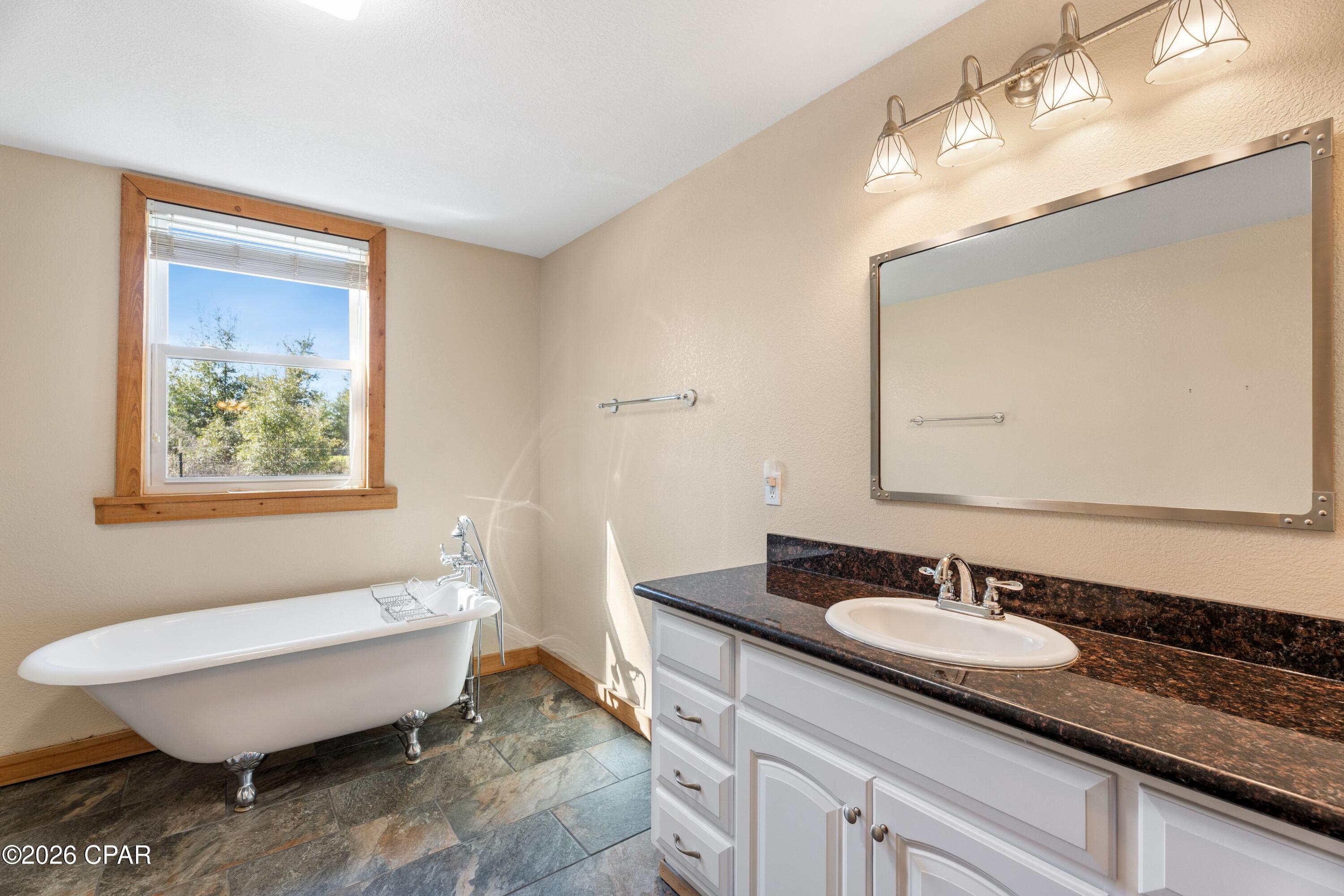 Image 21 For 7020 Capt Lynn Road