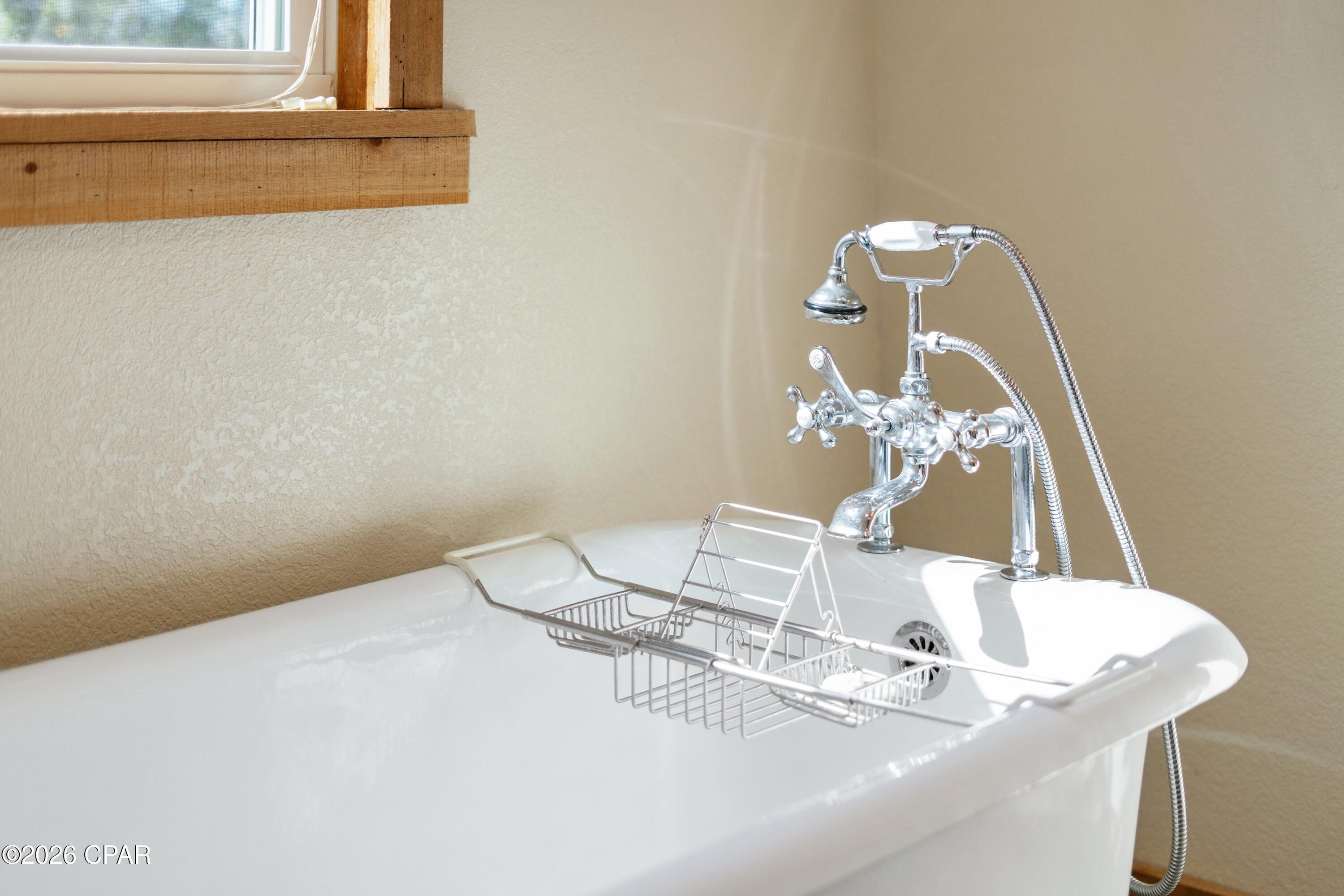 Image 23 For 7020 Capt Lynn Road