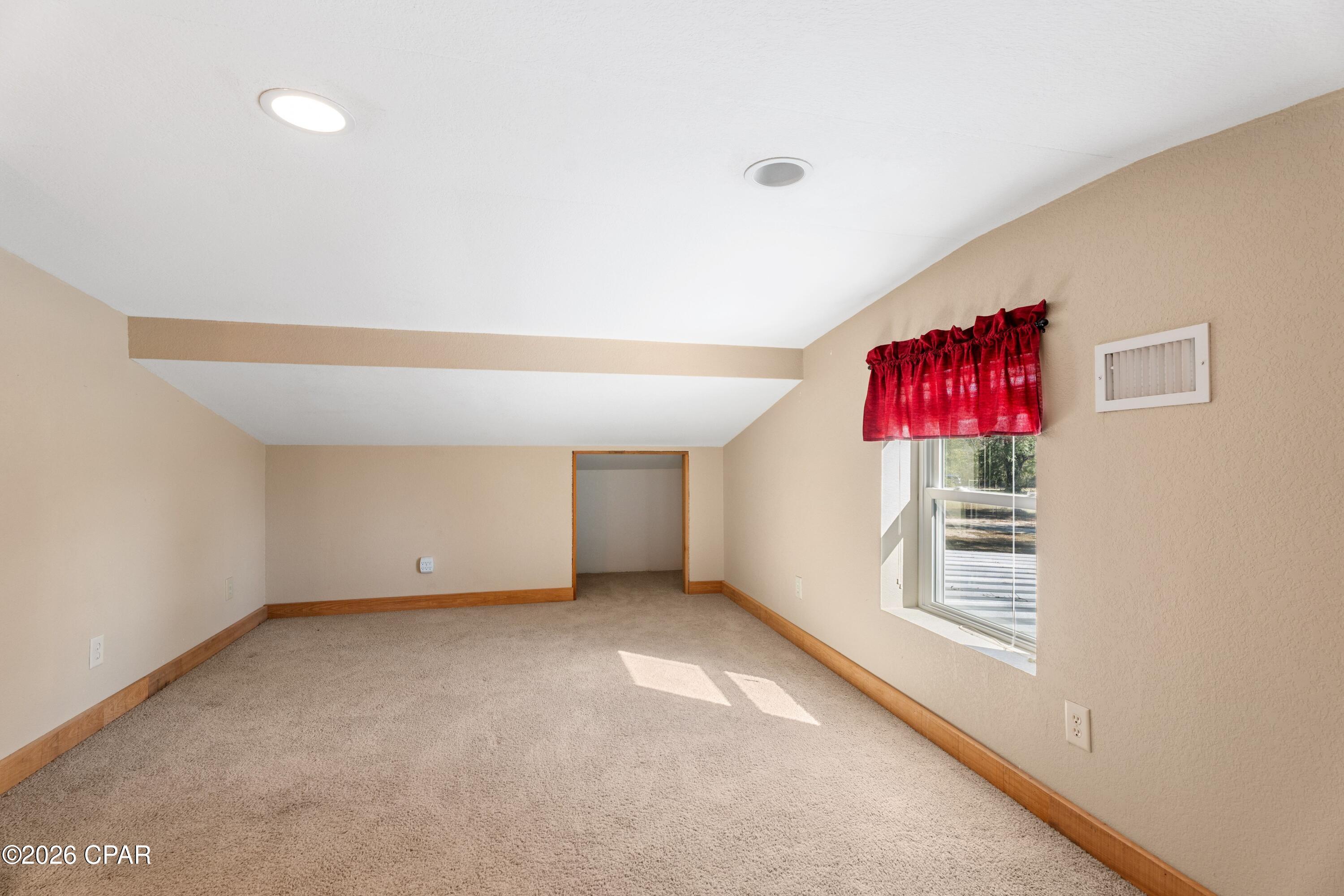 Image 35 For 7020 Capt Lynn Road