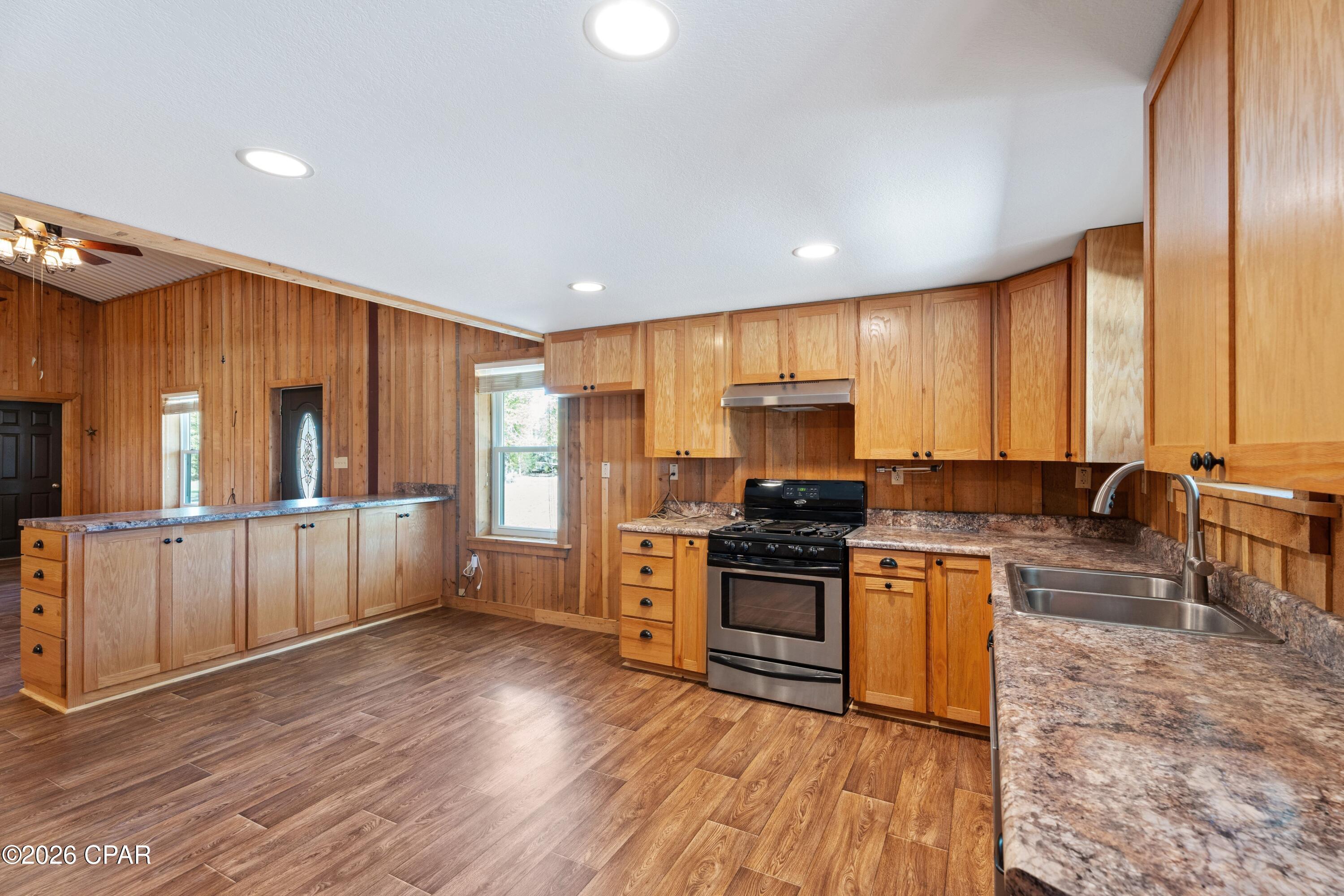 Image 9 For 7020 Capt Lynn Road