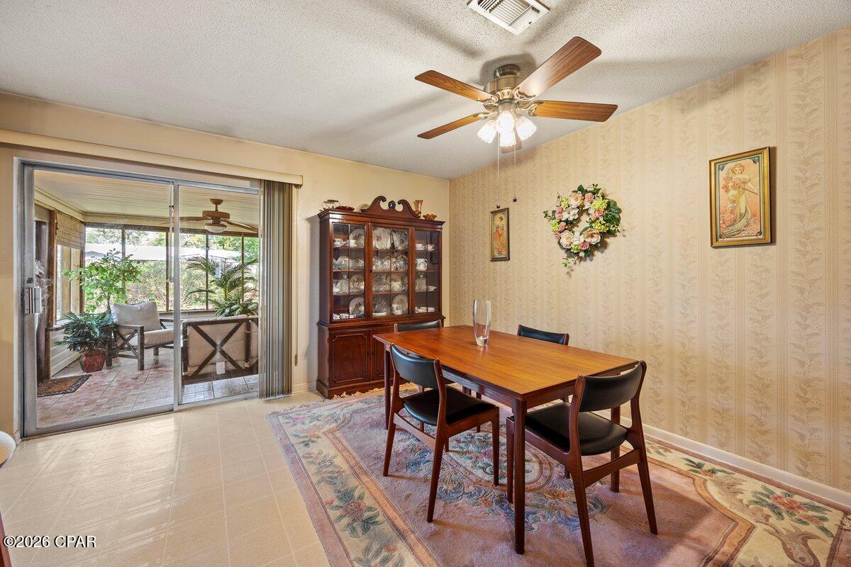 Image 10 For 729 Crestwood Street