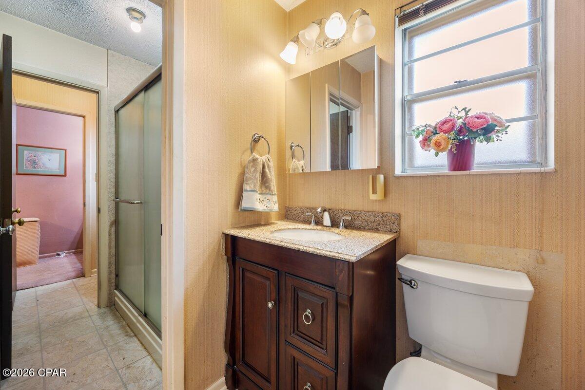 Image 13 For 729 Crestwood Street