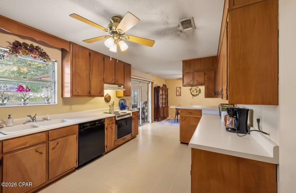 Image 9 For 729 Crestwood Street