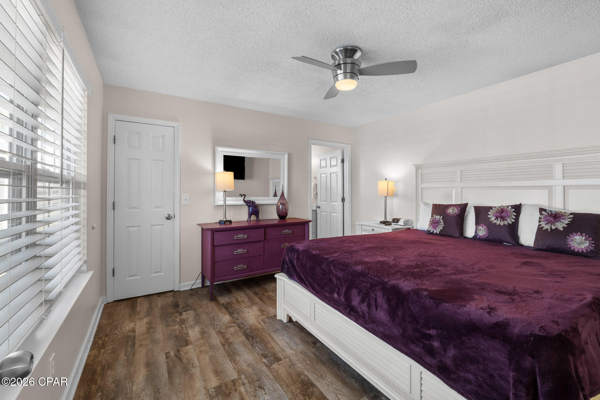 Image 35 For 8402 Elizabeth Avenue