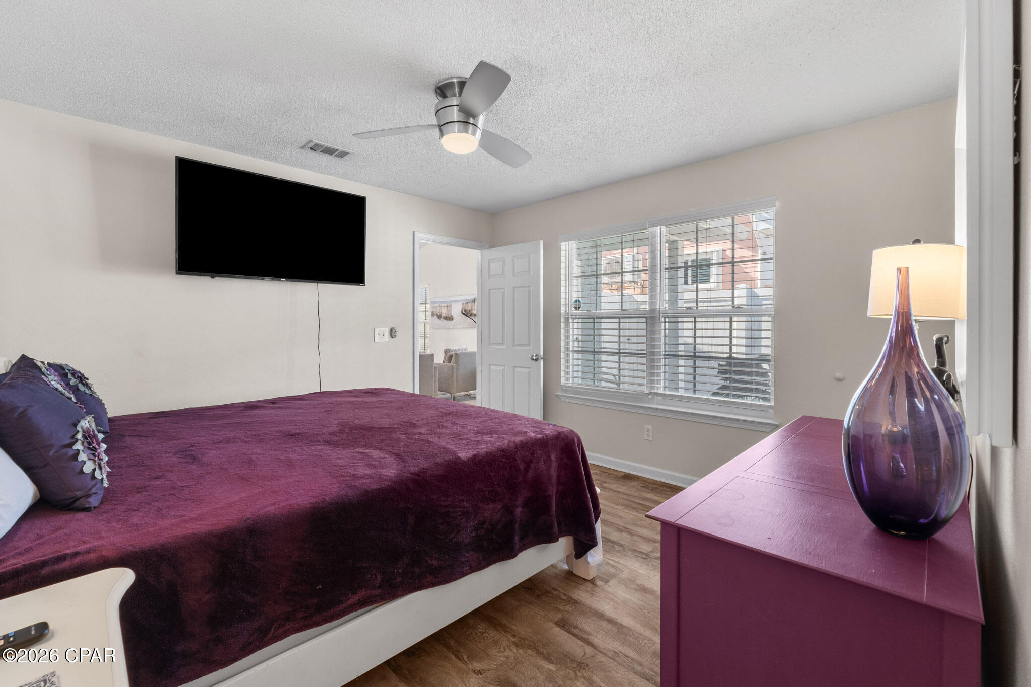 Image 37 For 8402 Elizabeth Avenue