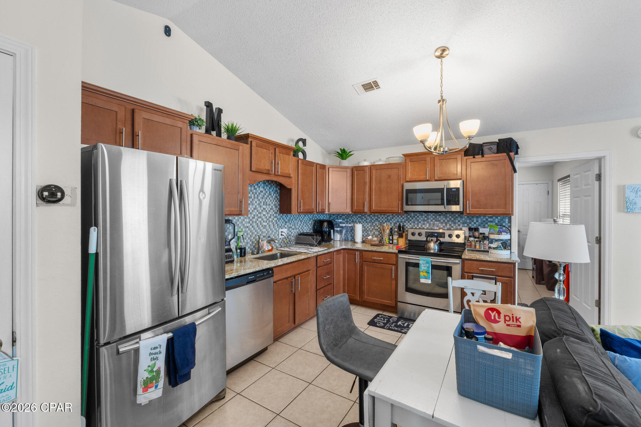 Image 8 For 8402 Elizabeth Avenue