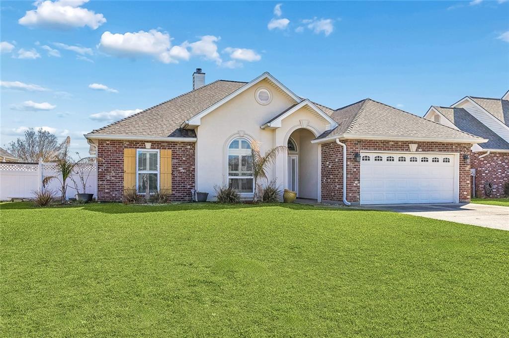 Homes for sale in La Place, LA | 145 Portrush Dr, La Place, LA 70068 | MLS# 2543899