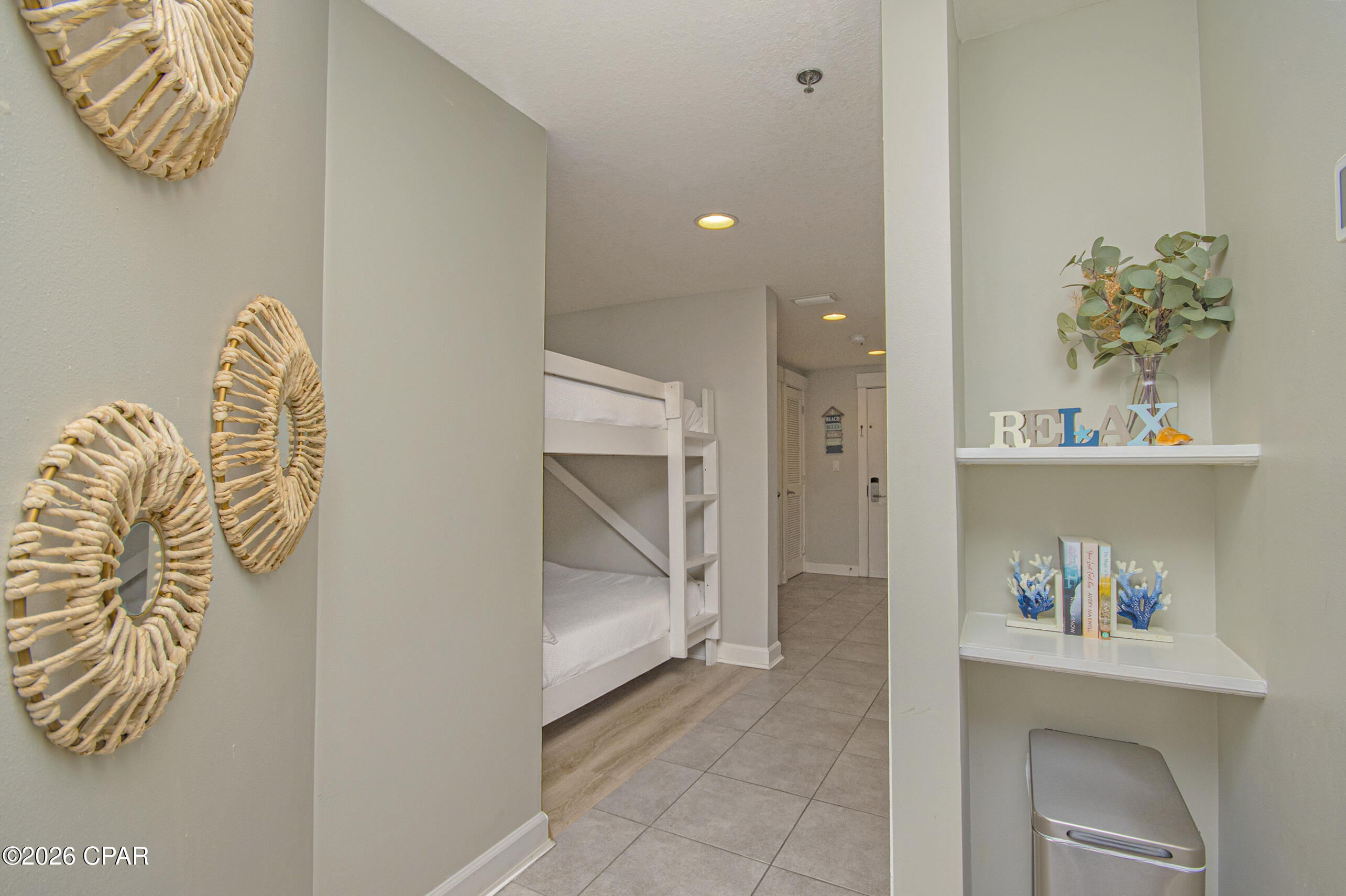 Image 10 For 11807 Front Beach Road 2003