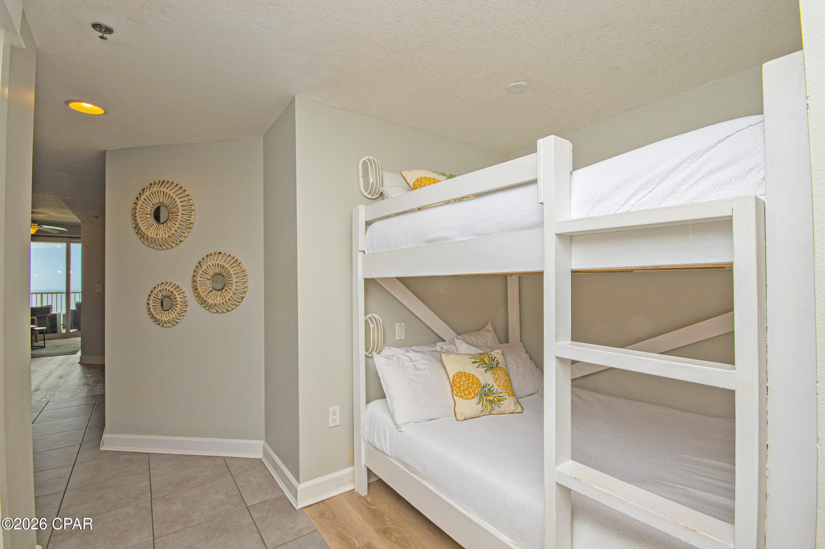 Image 9 For 11807 Front Beach Road 2003