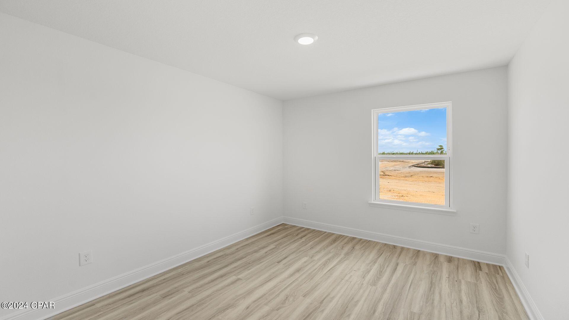 Image 21 For 215 Salt Creek Lane