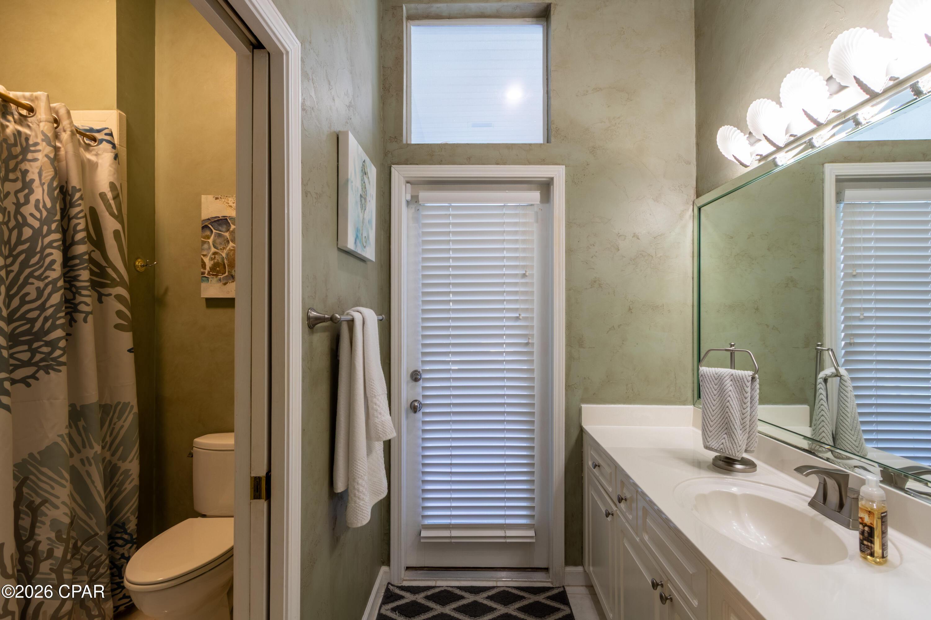 Image 27 For 138 Palm Grove Boulevard