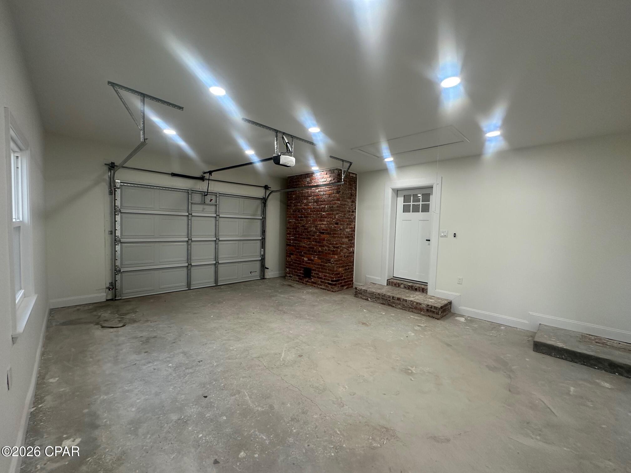 Image 27 For 7293 Highway 90