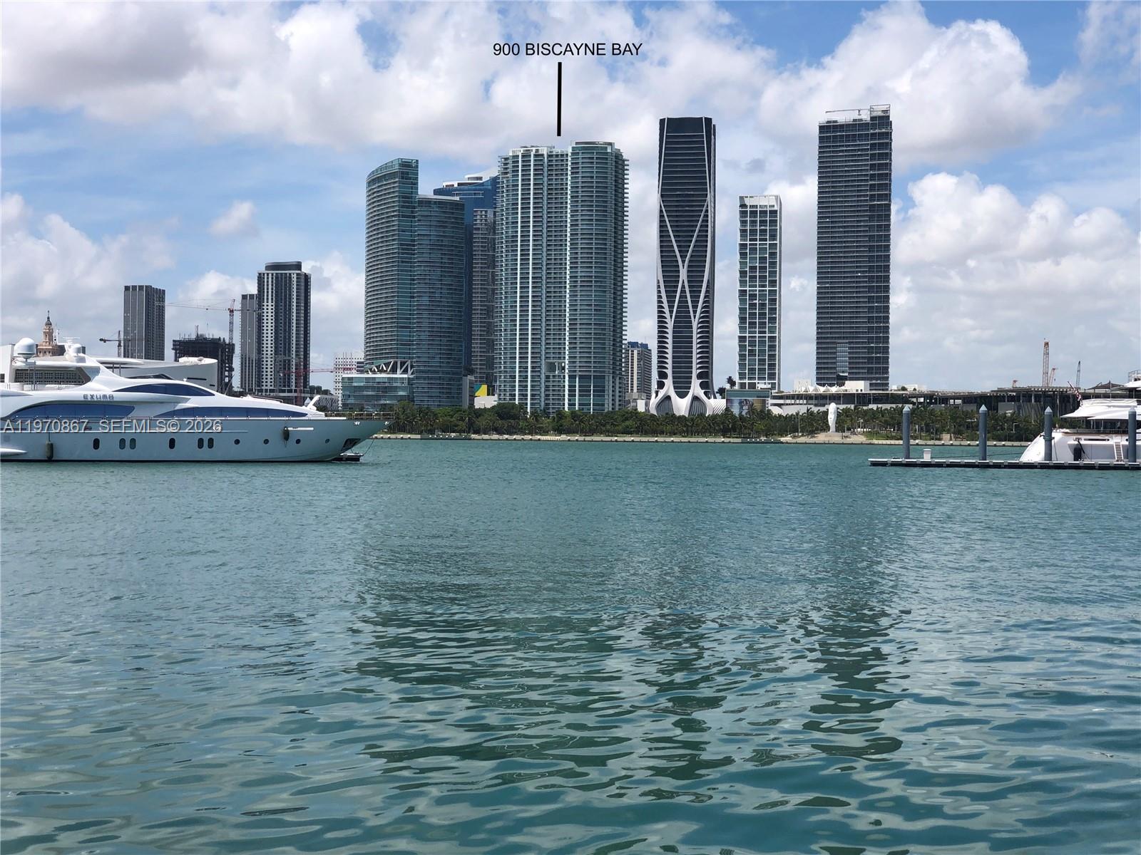 900 Biscayne Bay Condo