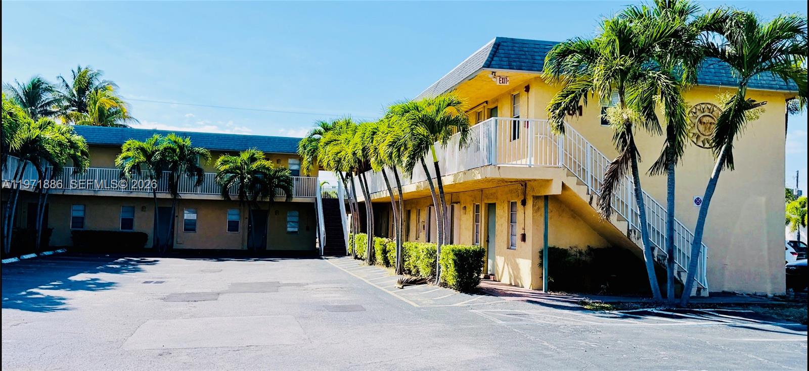 Homes for sale in Oakland Park, FL | 4081 N Dixie Hwy #29, Oakland Park, FL 33334 | MLS# A11971886