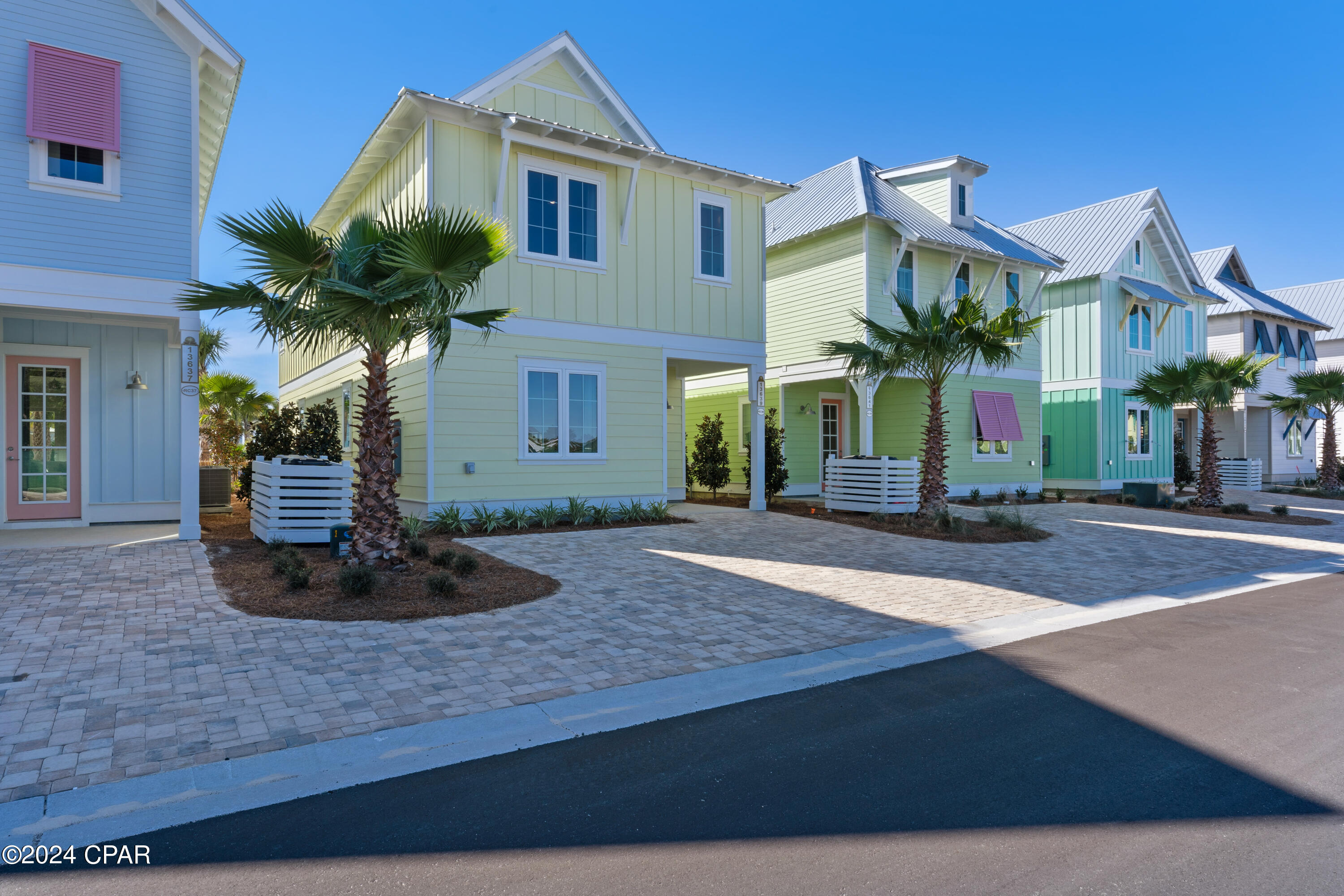 Image 2 For 13639 Banana Wind Way