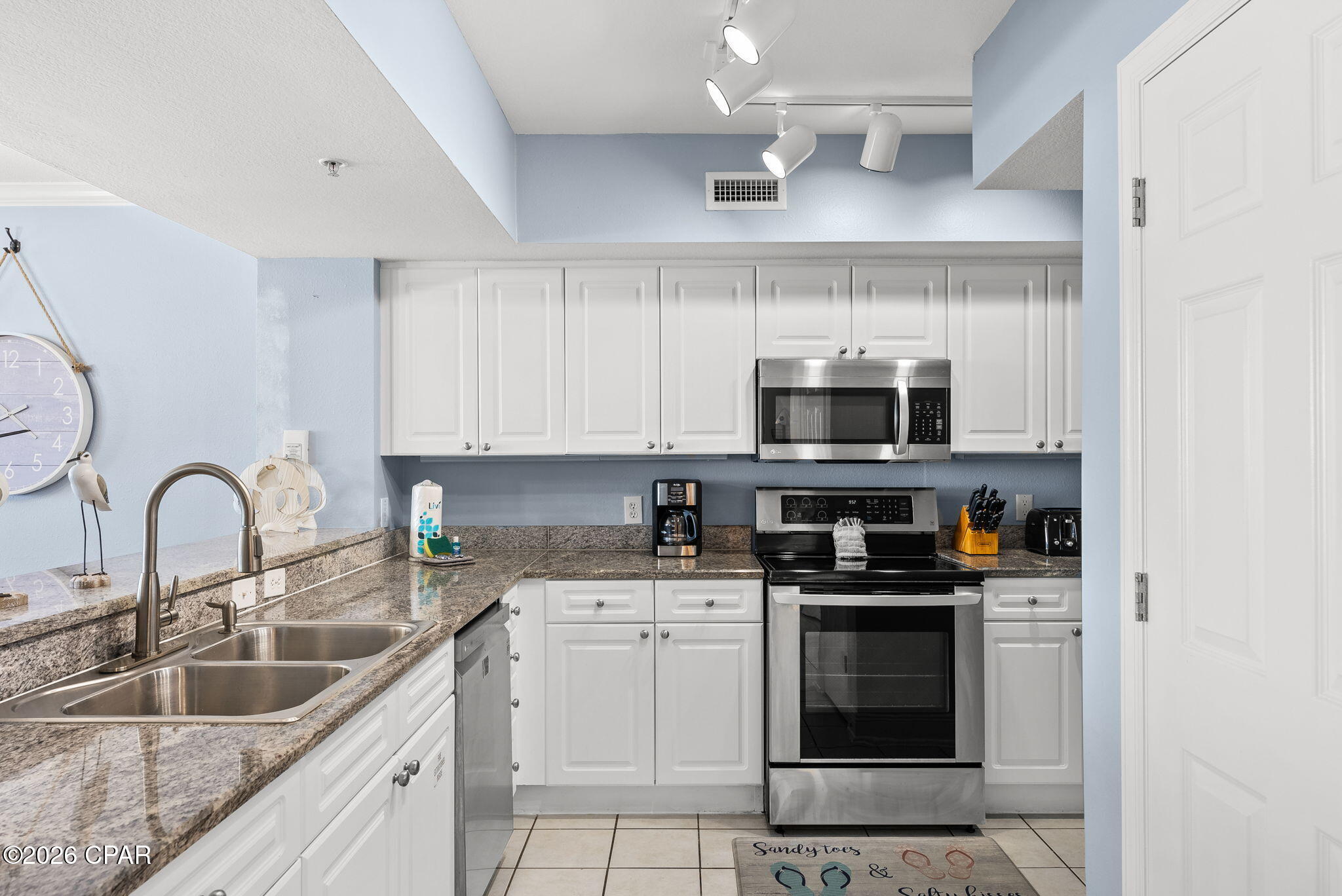 Image 4 For 14701 Front Beach Road 1925