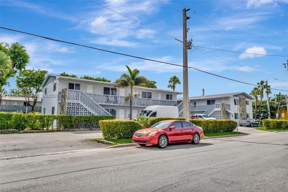 45 Avenue Condo