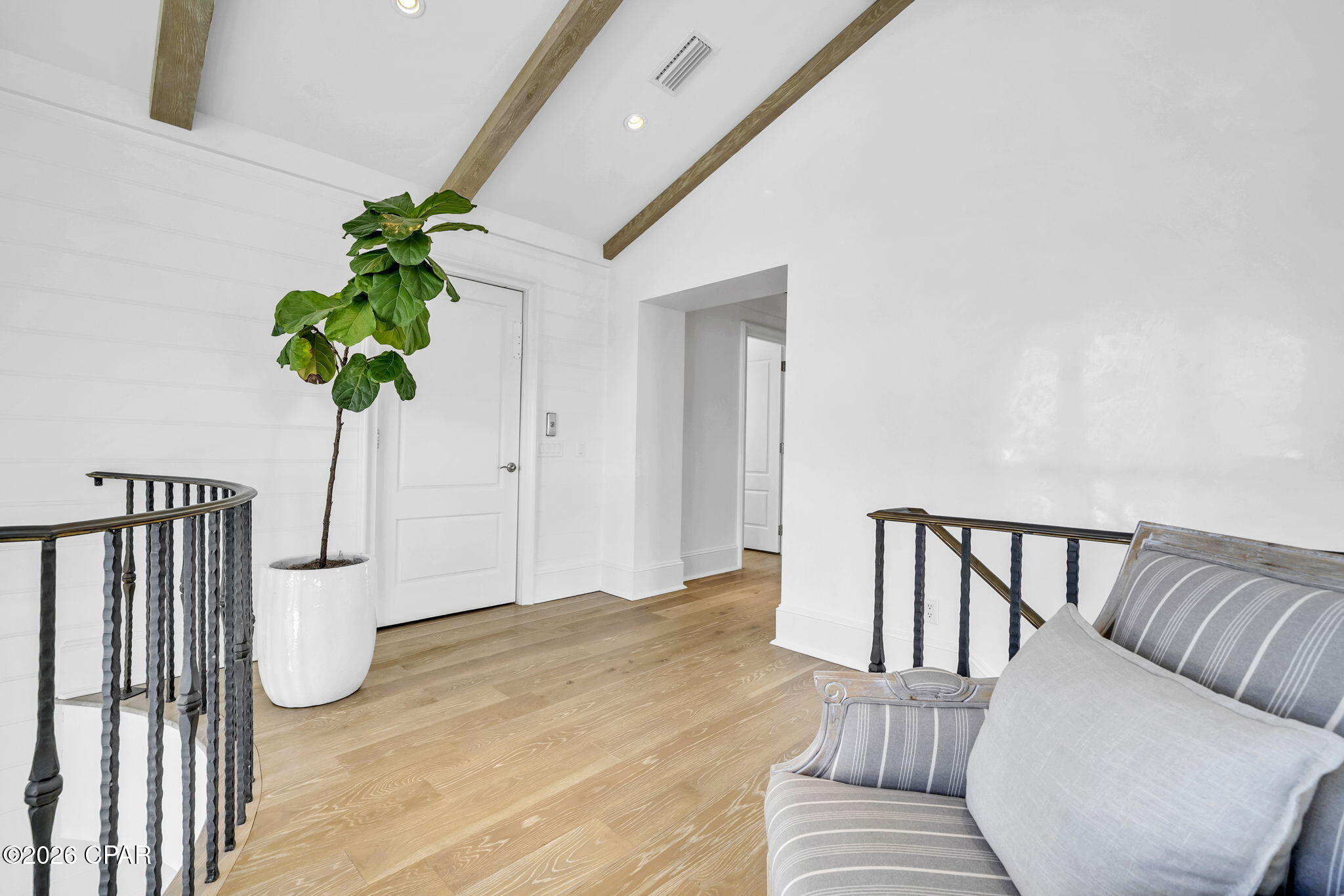 Image 30 For 384 Beachside Drive