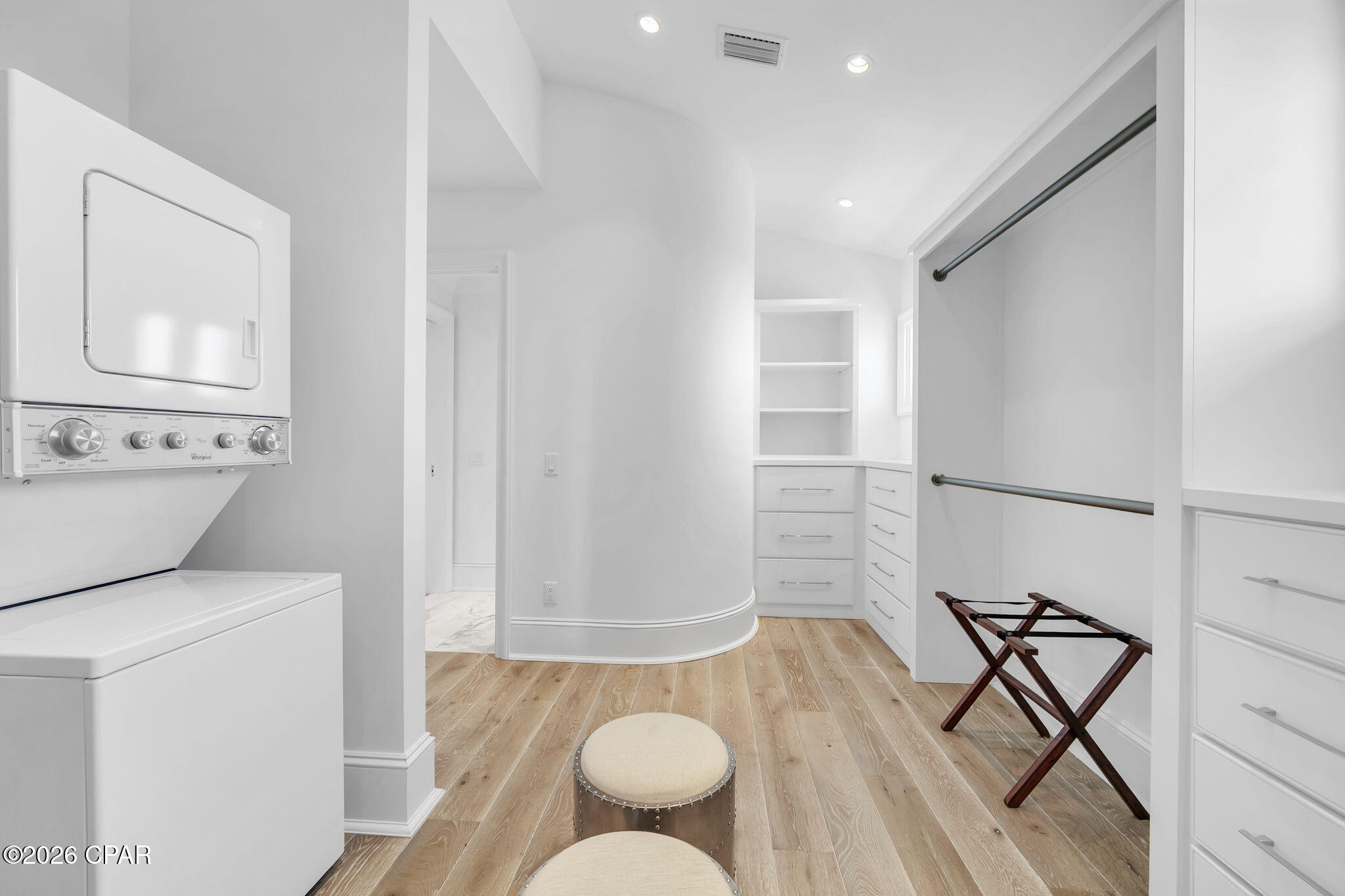 Image 45 For 384 Beachside Drive