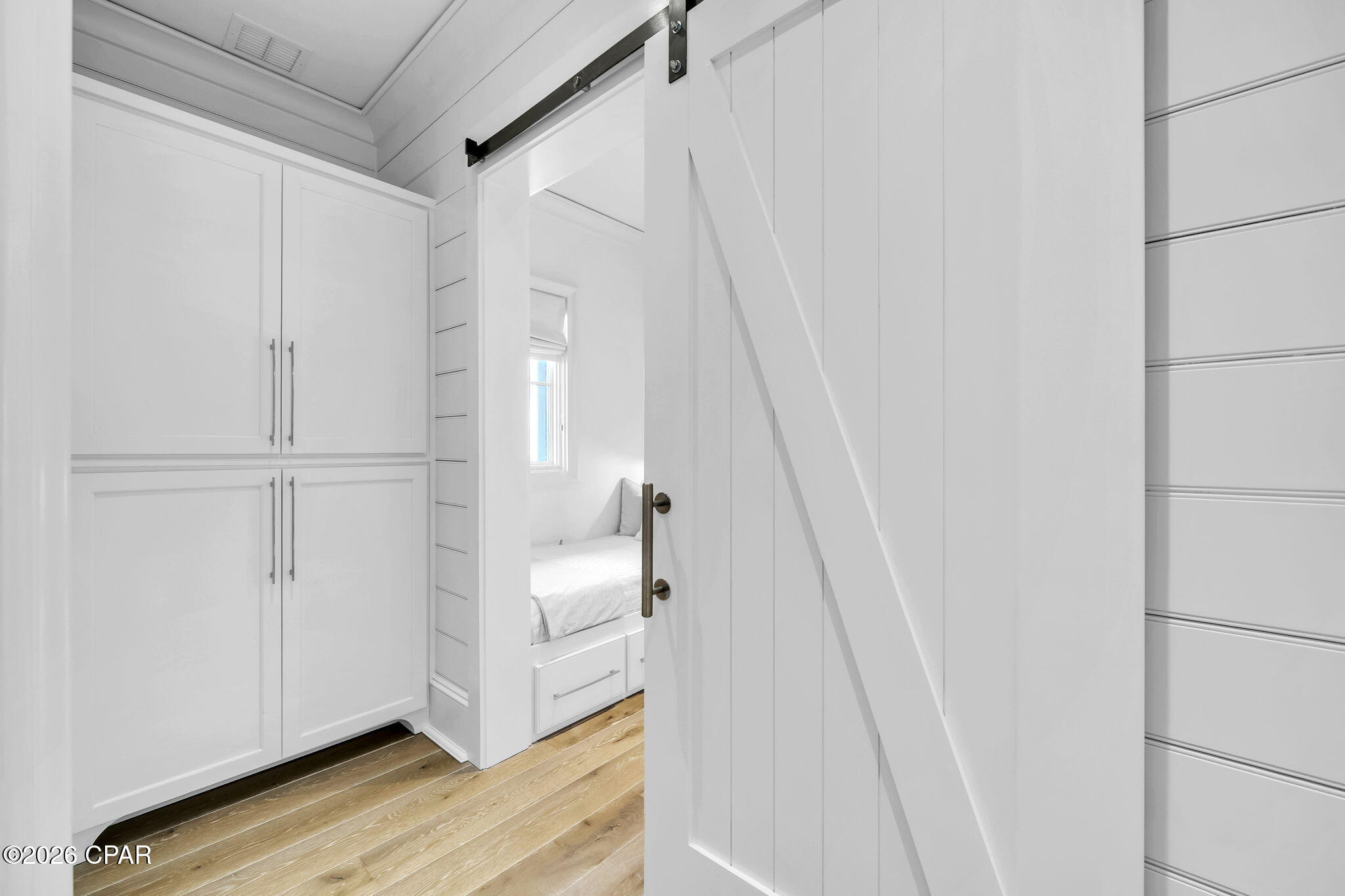 Image 54 For 384 Beachside Drive