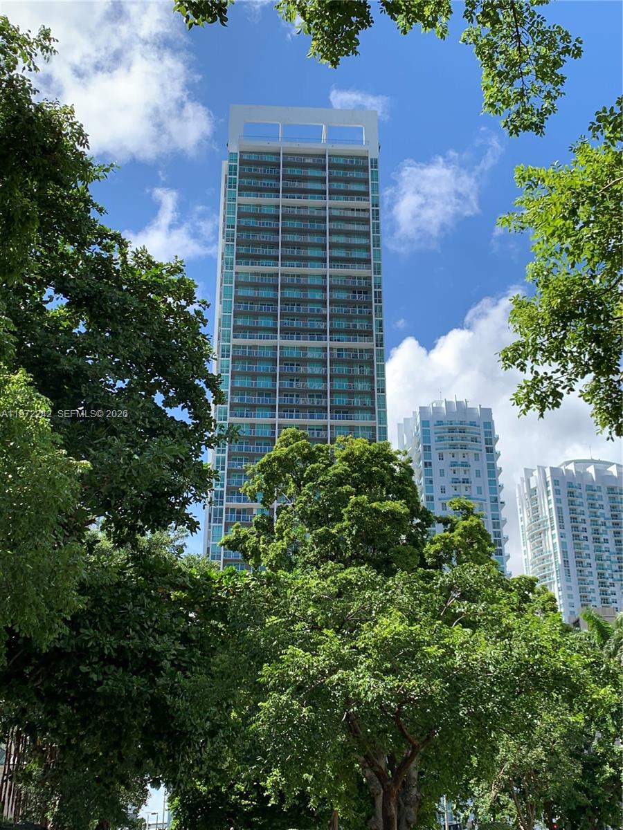 500 Brickell West Condo