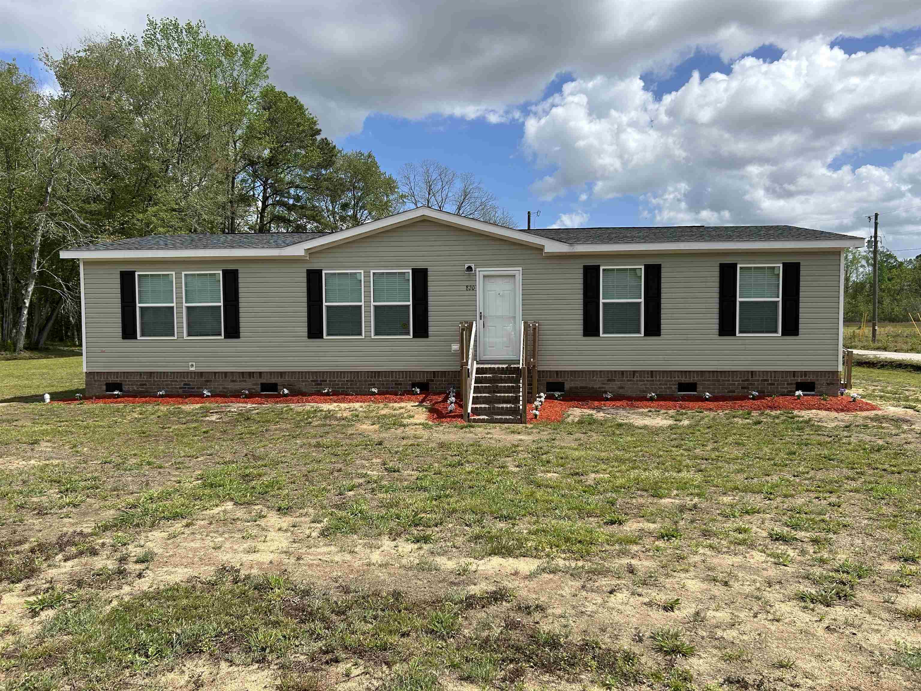 Homes for sale in Johnsonville, SC | 820 S Midway Hwy, Johnsonville, SC 29555 | MLS# 2604952