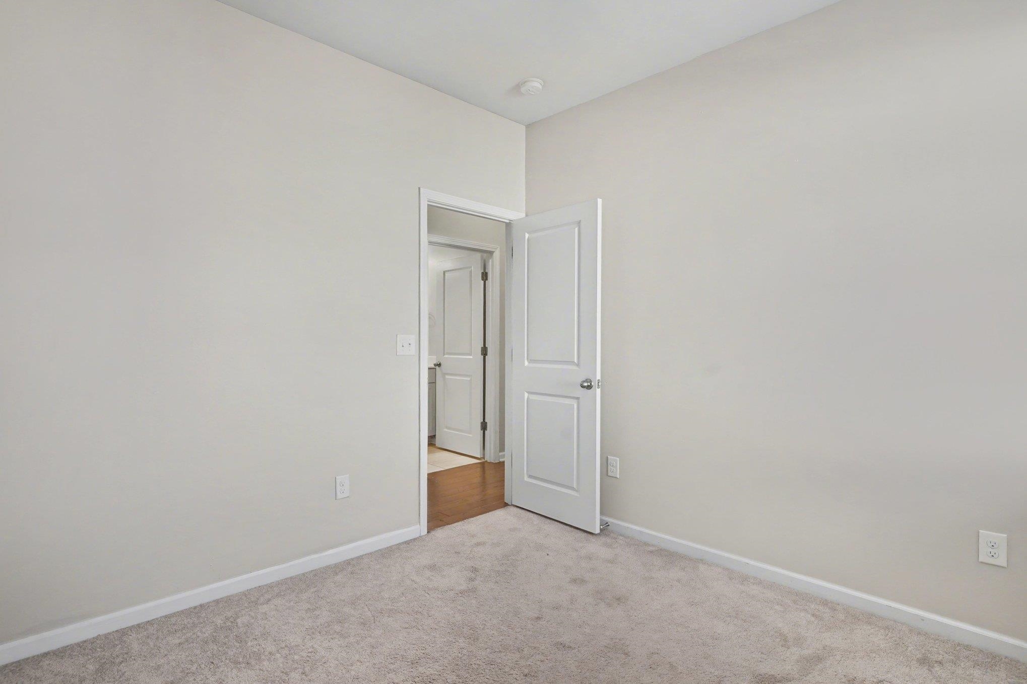 2604953 | Photo 20