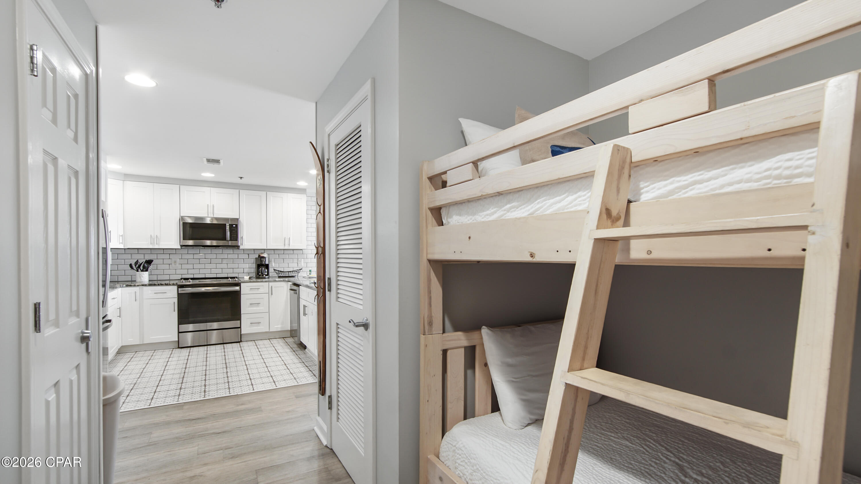 Image 10 For 17739 Front Beach Road 507w