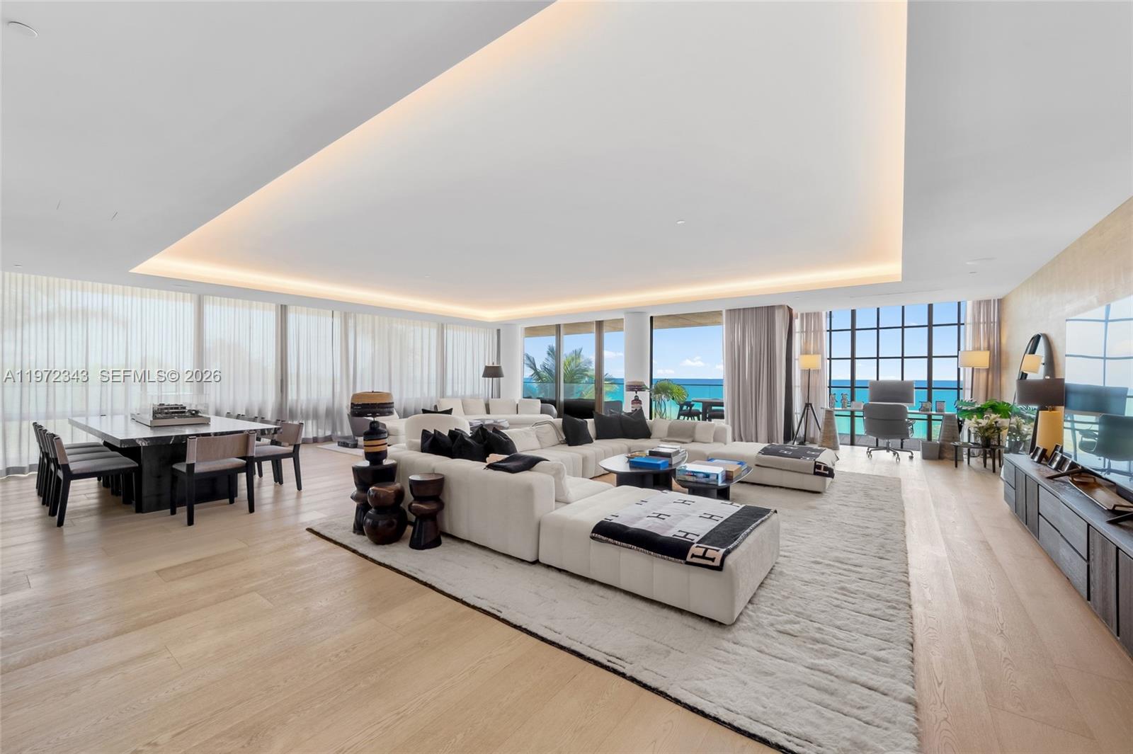 Condo for Sale in Surfside, FL