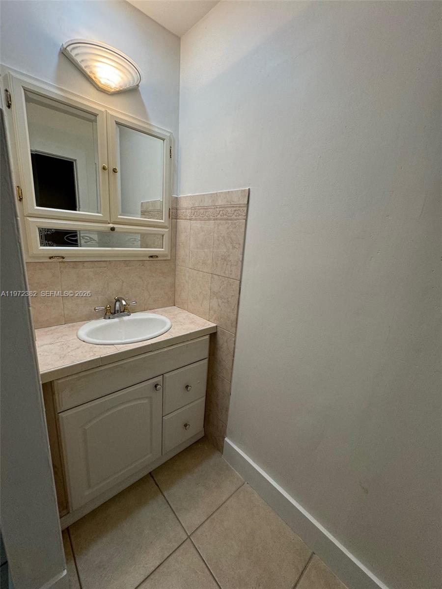Property photo # 4